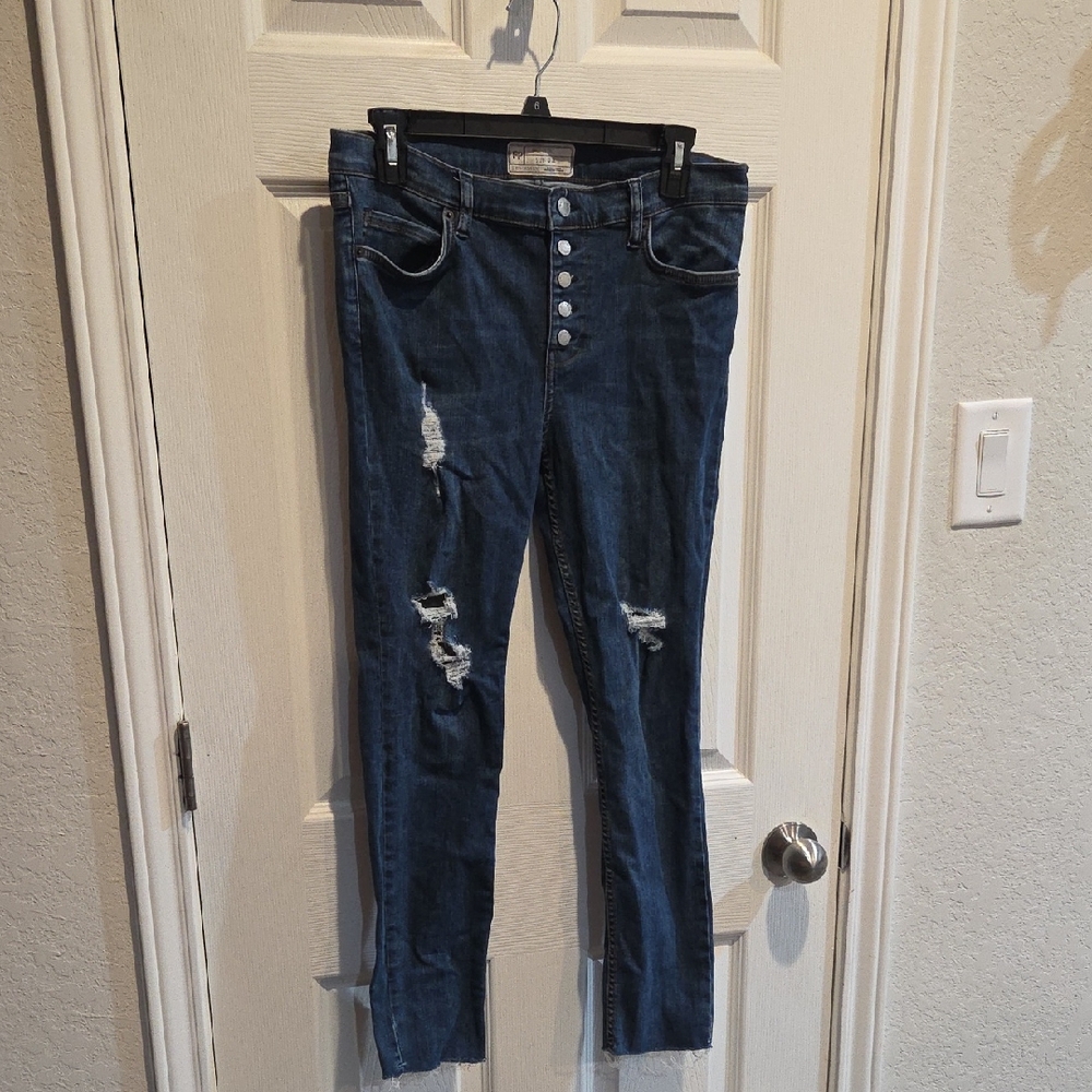 Free People Dark Blue Distressed Skinny Jeans Sz 28